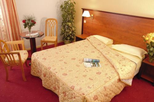 Inter-Hotel La Closerie Beaune Beaune (Cote d'Or) Quarto foto